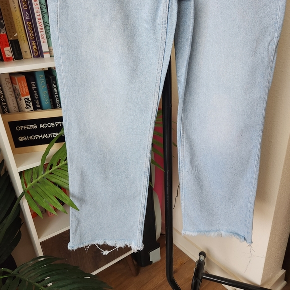 Zara Frayed Hem Straight Leg Jeans - Picture 2 of 5